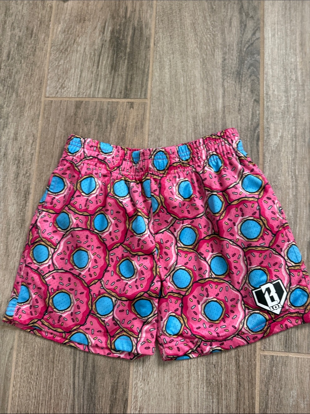 BL 101 Donut Shorts - boys size large